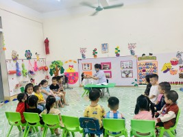 TRƯỜNG MẦM NON KỲ LONG PHỐI HỢP VỚI TRẠM Y TẾ TỔ CHỨC UỐNG VITAMIN A  VÀ TẨY GIUN ĐỢT 2 NĂM 2022 CHO HỌC SINH TOÀN TRƯỜNG