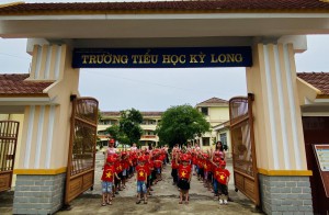 HOẠT ĐỘNG TRẢI NGHIỆM "THAM QUAN TRƯỜNG TIỂU HỌC KỲ LONG" CỦA KHỐI 5 TUỔI TRƯỜNG MN KỲ LONG