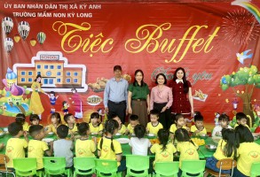 ĐA SẮC MÀU CÙNG VỚI BỮA TIỆC BUFFET CỦA TRƯỜNG MẦM NON KỲ LONG