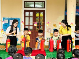 Trường mầm non Kỳ Long với công tác: "Tuyên truyền phòng cháy, chữa cháy cho trẻ".