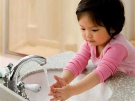 CHĂM SÓC VỆ SINH CƠ THỂ CÁ NHÂN TẠI TRƯỜNG MẦM NON KỲ LONG