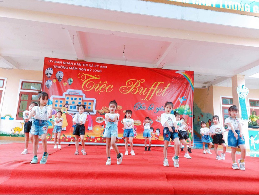 bà hoa